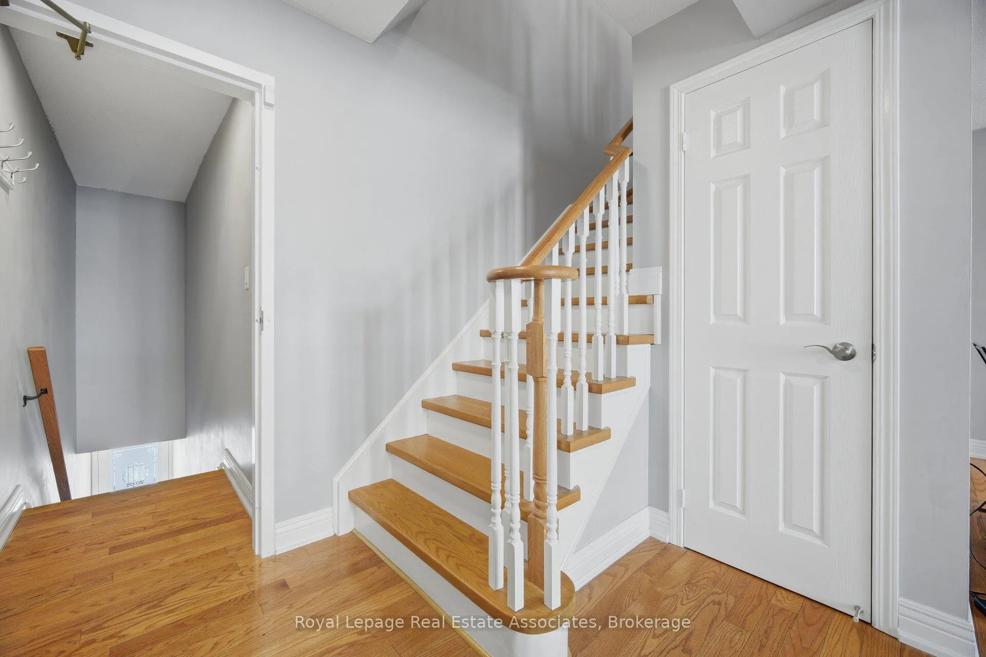 Photo 20 of 192 Louisbourg Way, Markham, Greensborough — HOMEH