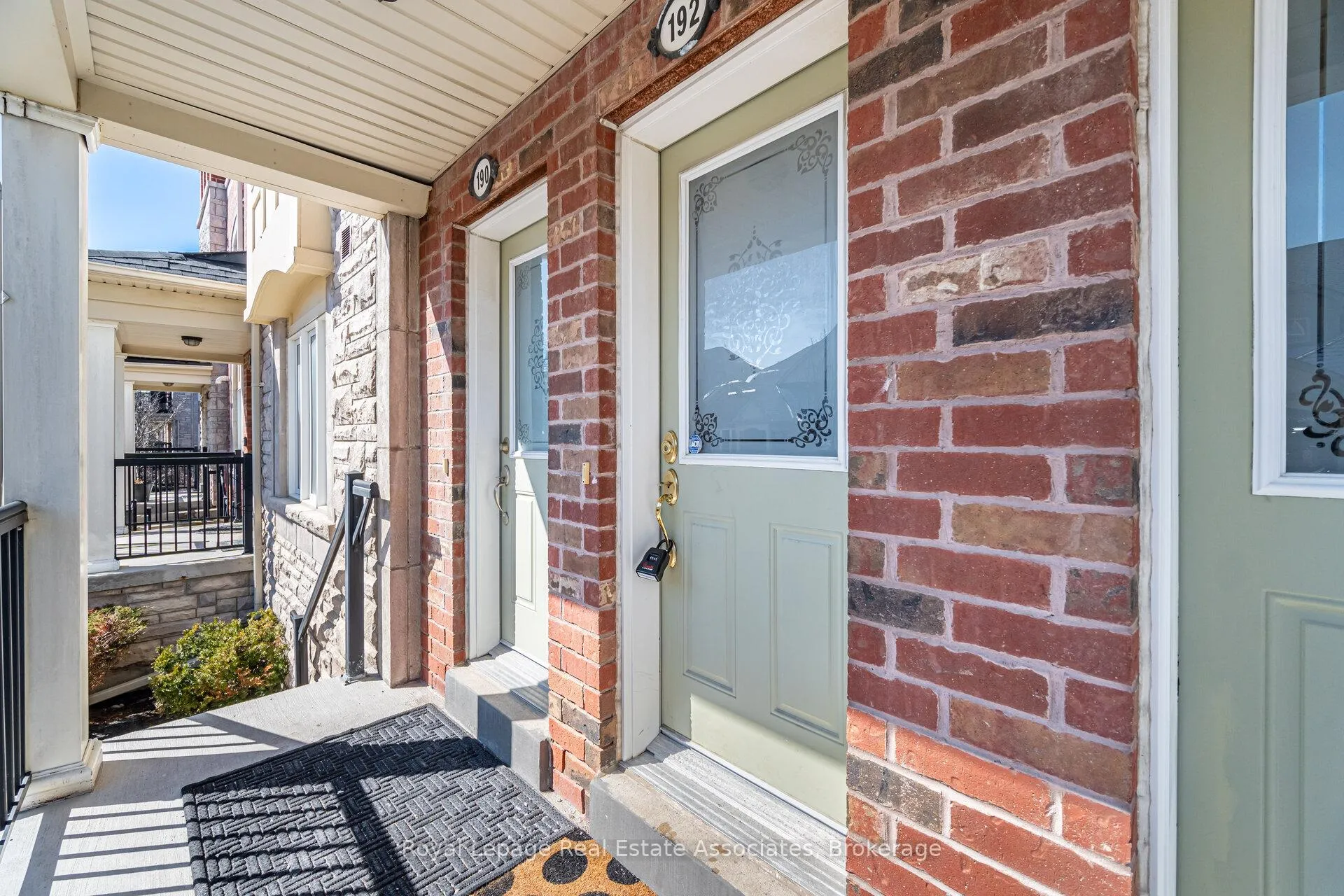 Photo 35 of 192 Louisbourg Way, Markham, Greensborough — HOMEH