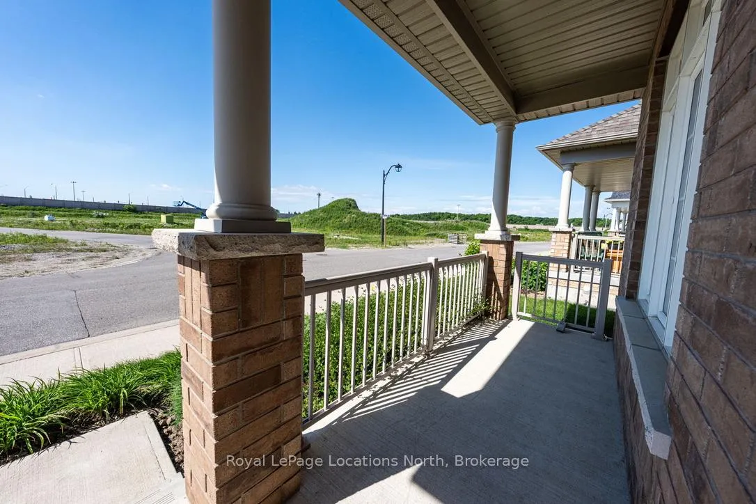 Photo 34 of 31 Tea Rose Road, Brampton, Sandringham-Wellington — HOMEH