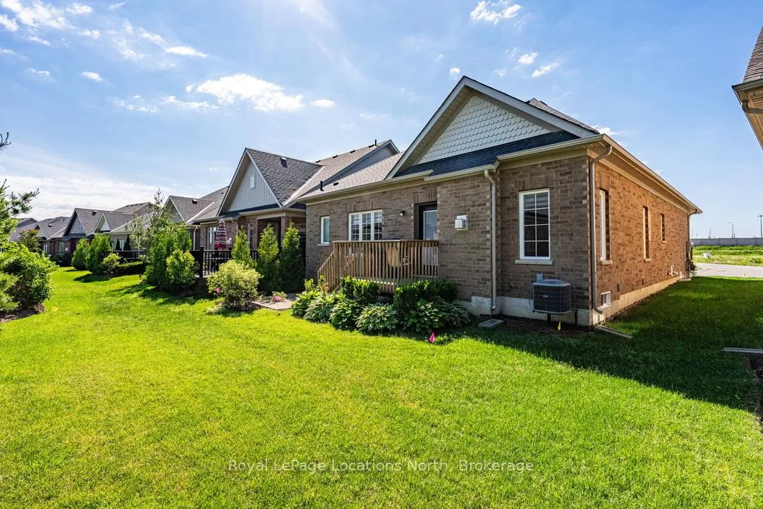 Photo 36 of 31 Tea Rose Road, Brampton, Sandringham-Wellington — HOMEH