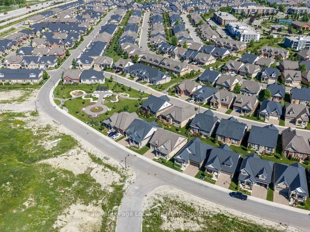Photo 45 of 31 Tea Rose Road, Brampton, Sandringham-Wellington — HOMEH