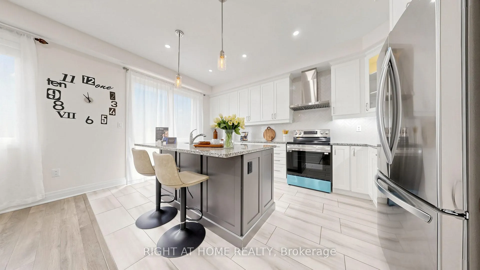 Photo 16 of 3209 Chimney Swift Crescent, Pickering, Rural Pickering — HOMEH
