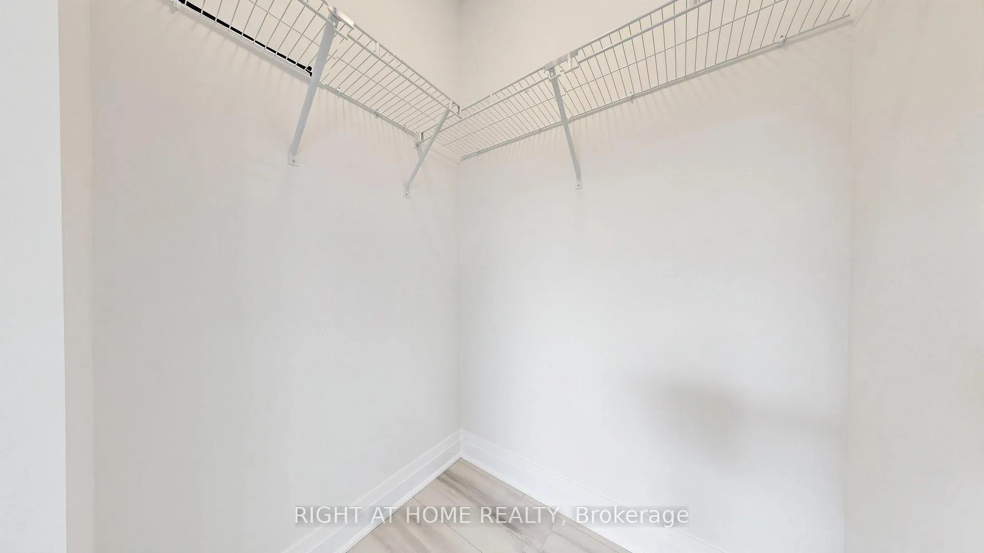 Photo 19 of 3209 Chimney Swift Crescent, Pickering, Rural Pickering — HOMEH
