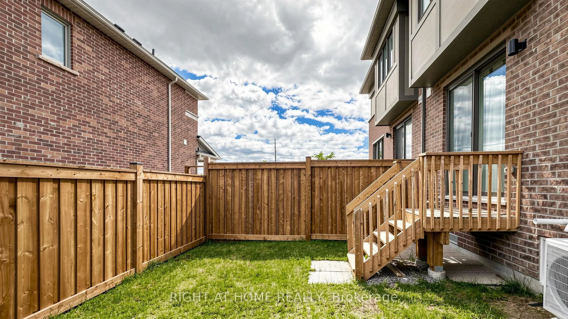 Photo 44 of 3209 Chimney Swift Crescent, Pickering, Rural Pickering — HOMEH
