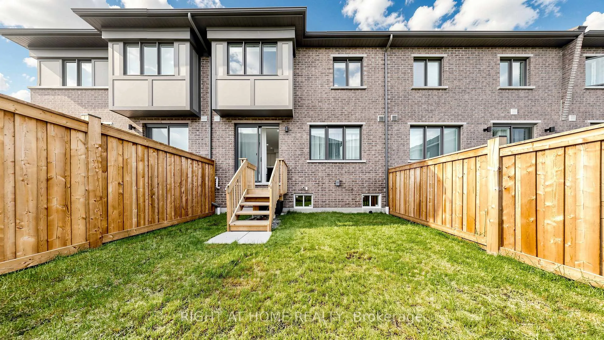 Photo 49 of 3209 Chimney Swift Crescent, Pickering, Rural Pickering — HOMEH