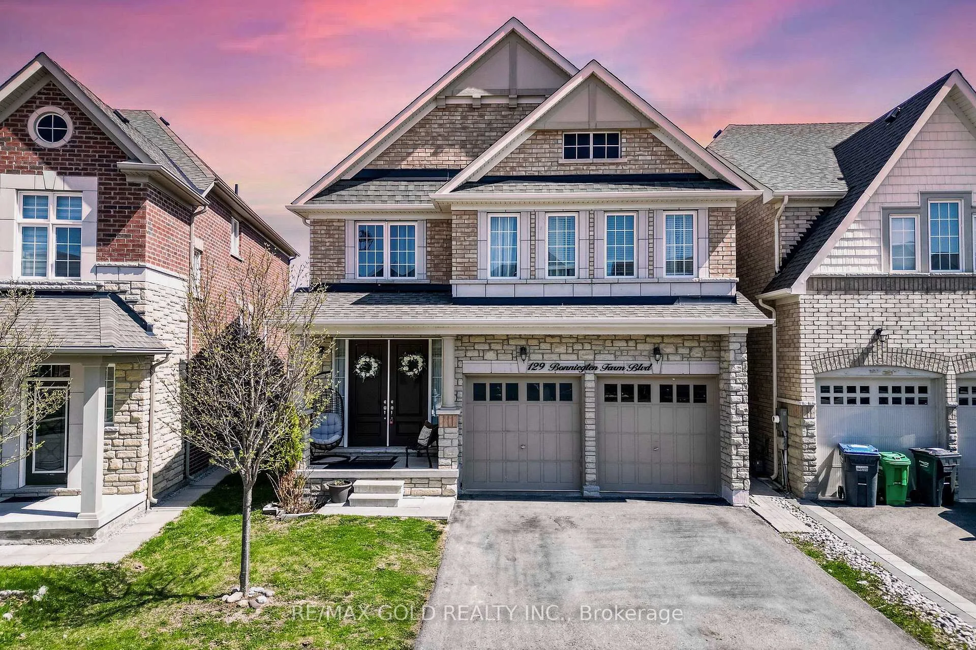Front of 129 Bonnieglen Farm Boulevard