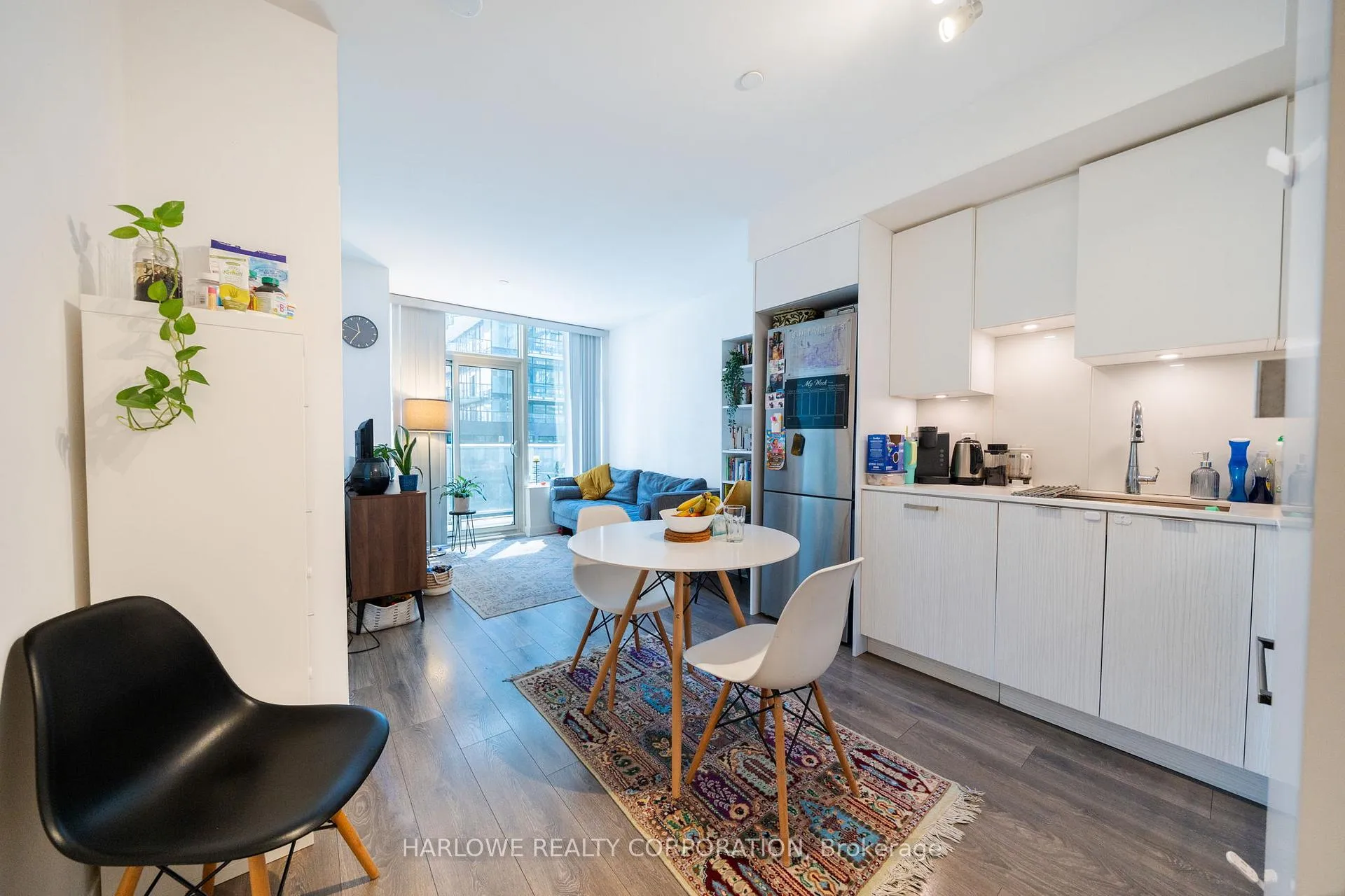 Photo 2 of Unit 502 NT, 99 Broadway Avenue, Toronto, Mount Pleasant West — HOMEH