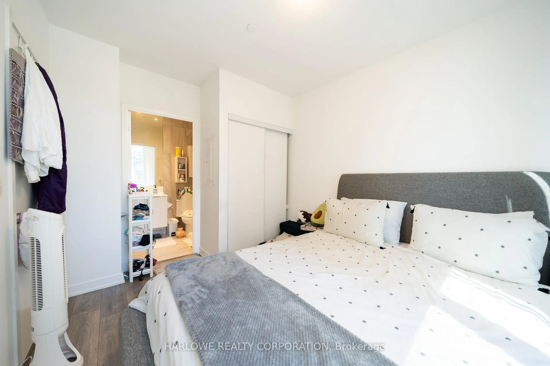 Photo 19 of Unit 502 NT, 99 Broadway Avenue, Toronto, Mount Pleasant West — HOMEH