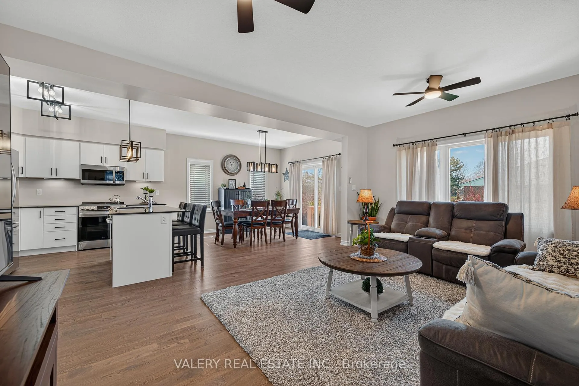 Photo 11 of 109 Ballantyne Avenue, North Perth, Elma — HOMEH
