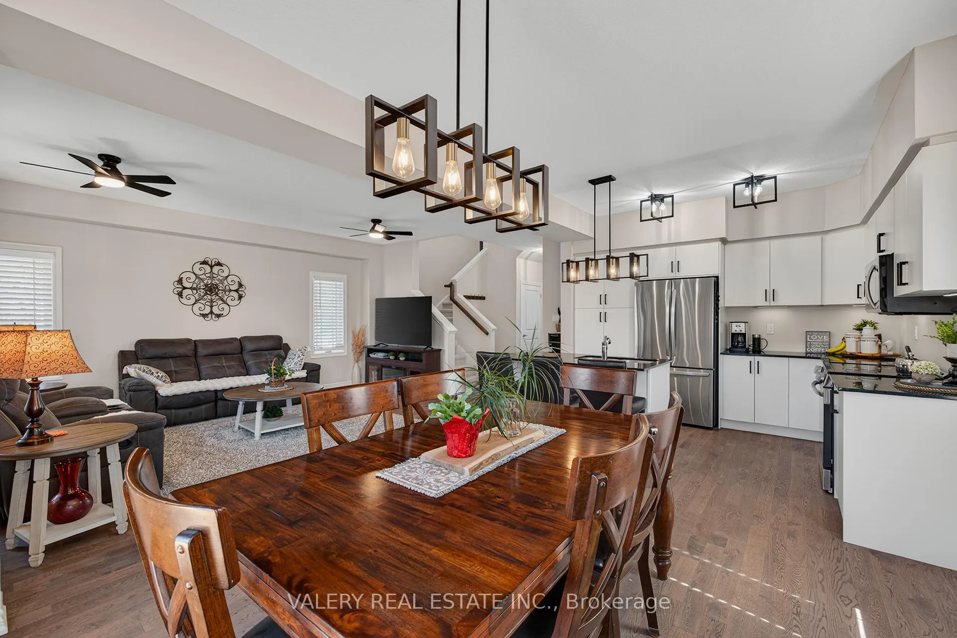 Photo 13 of 109 Ballantyne Avenue, North Perth, Elma — HOMEH