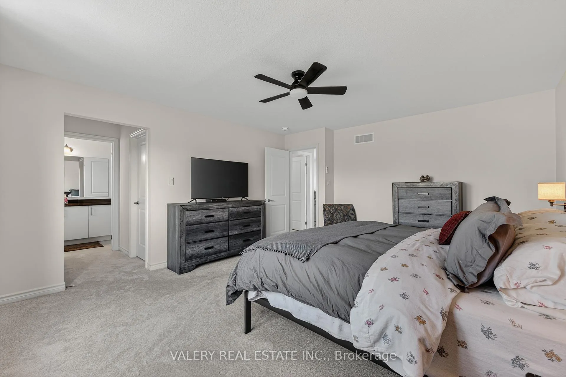 Photo 19 of 109 Ballantyne Avenue, North Perth, Elma — HOMEH