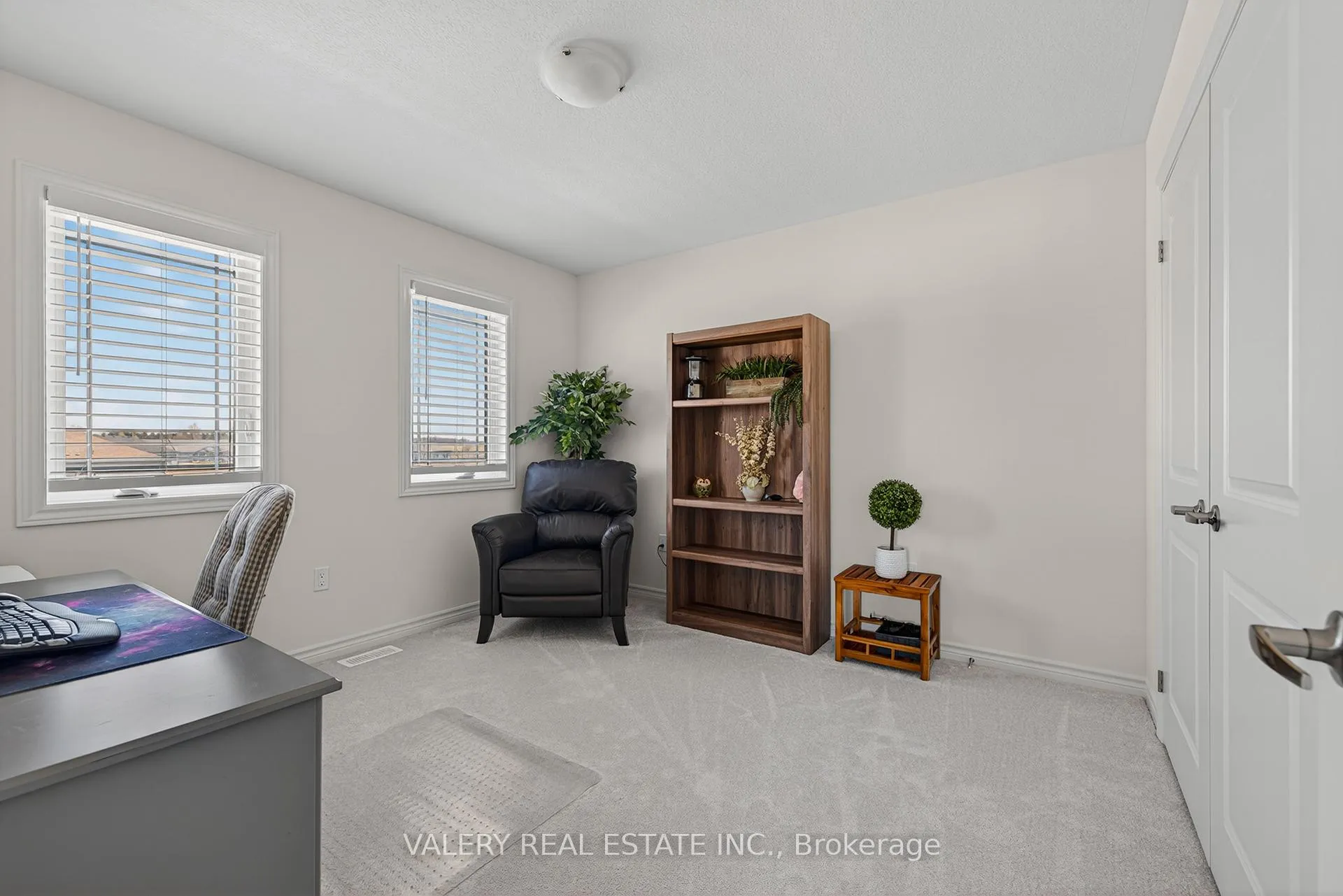 Photo 24 of 109 Ballantyne Avenue, North Perth, Elma — HOMEH