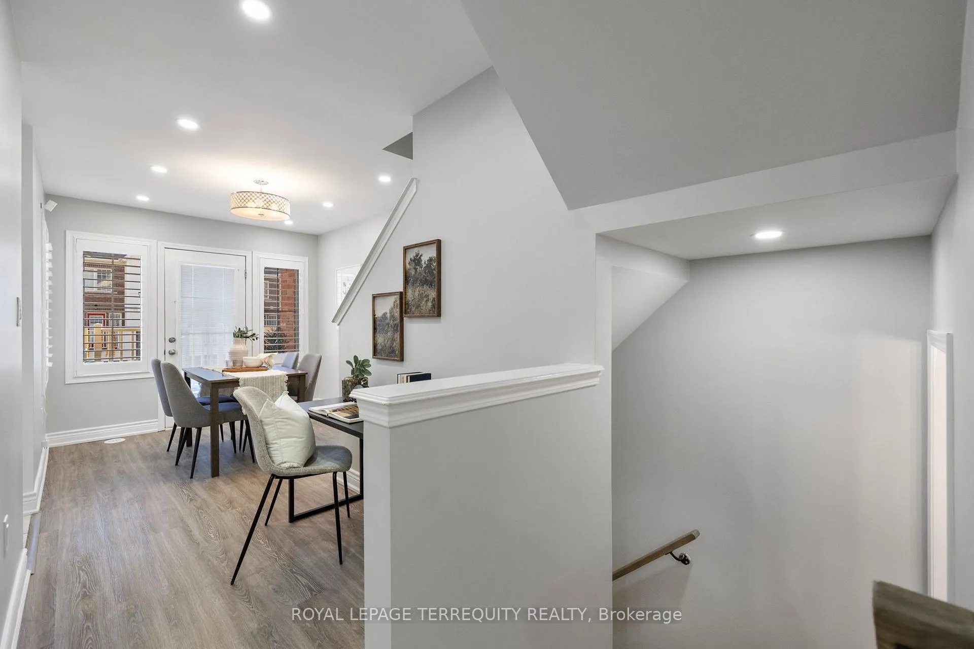 Photo 9 of 1058 Clipper Lane, Pickering, Rural Pickering — HOMEH