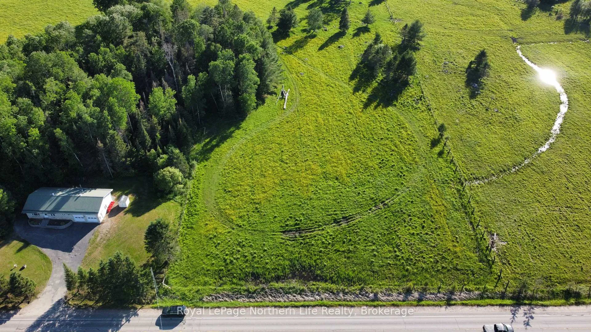 Front of CON 9 Pt Lot 15 Corbeil Road
