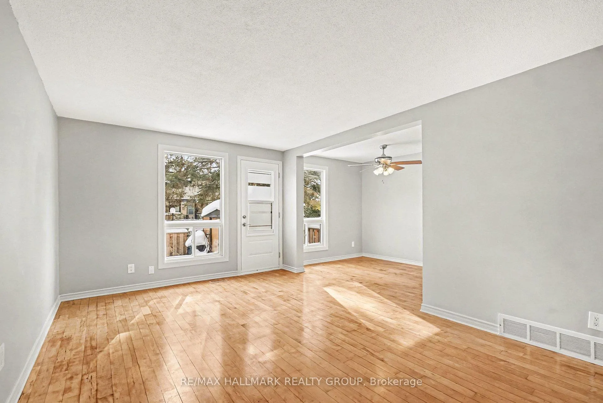 Photo 5 of Unit 55, 7846 Jeanne D'arc Boulevard, Ottawa, Convent Glen North — HOMEH