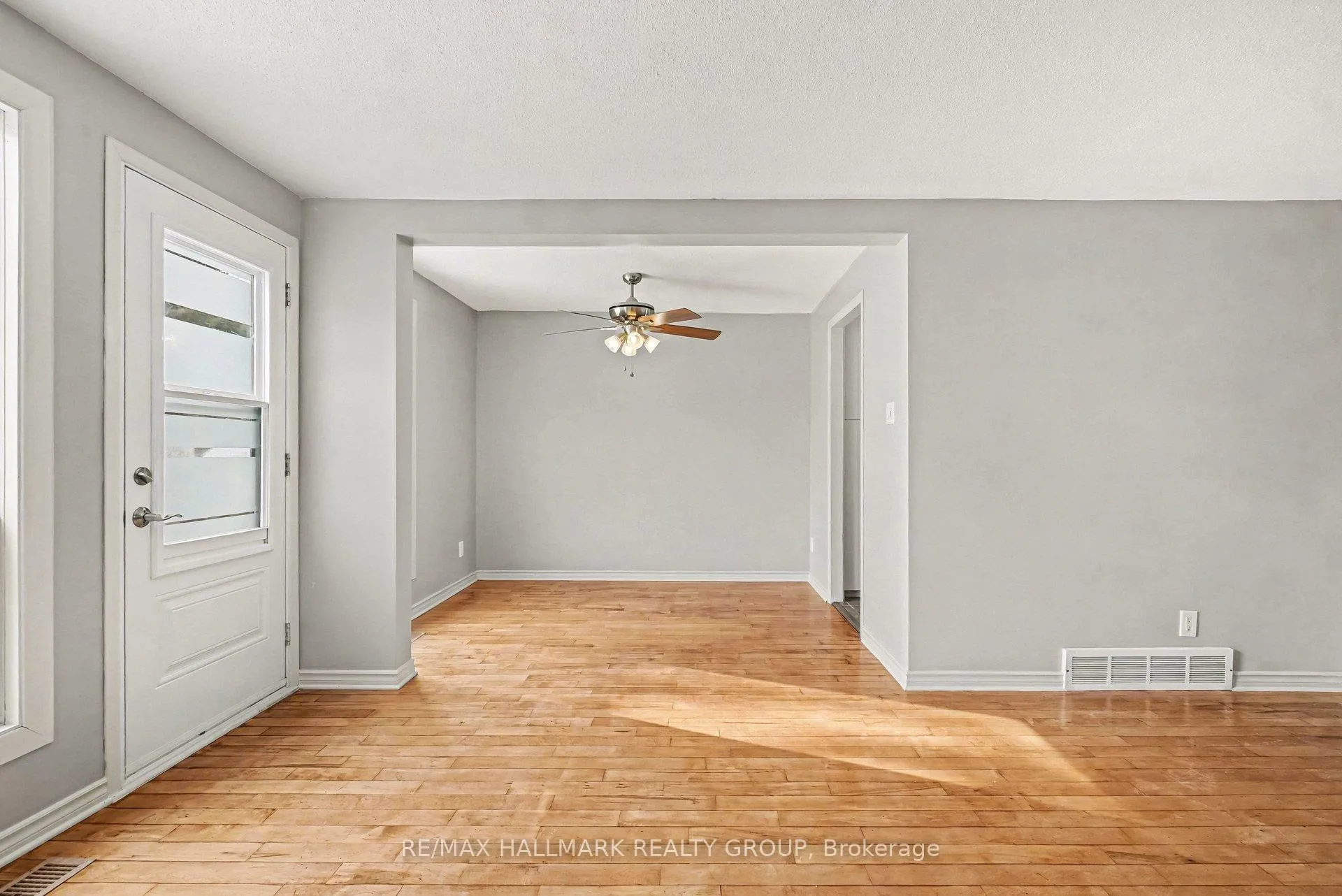 Photo 6 of Unit 55, 7846 Jeanne D'arc Boulevard, Ottawa, Convent Glen North — HOMEH