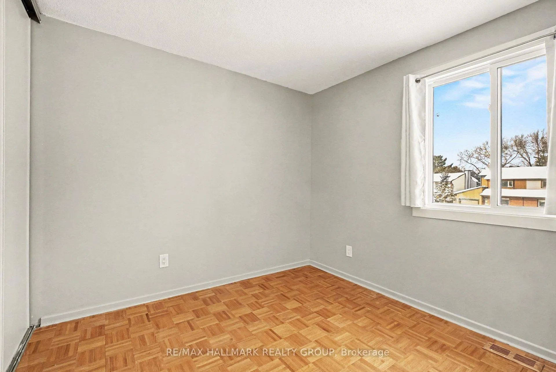 Photo 19 of Unit 55, 7846 Jeanne D'arc Boulevard, Ottawa, Convent Glen North — HOMEH