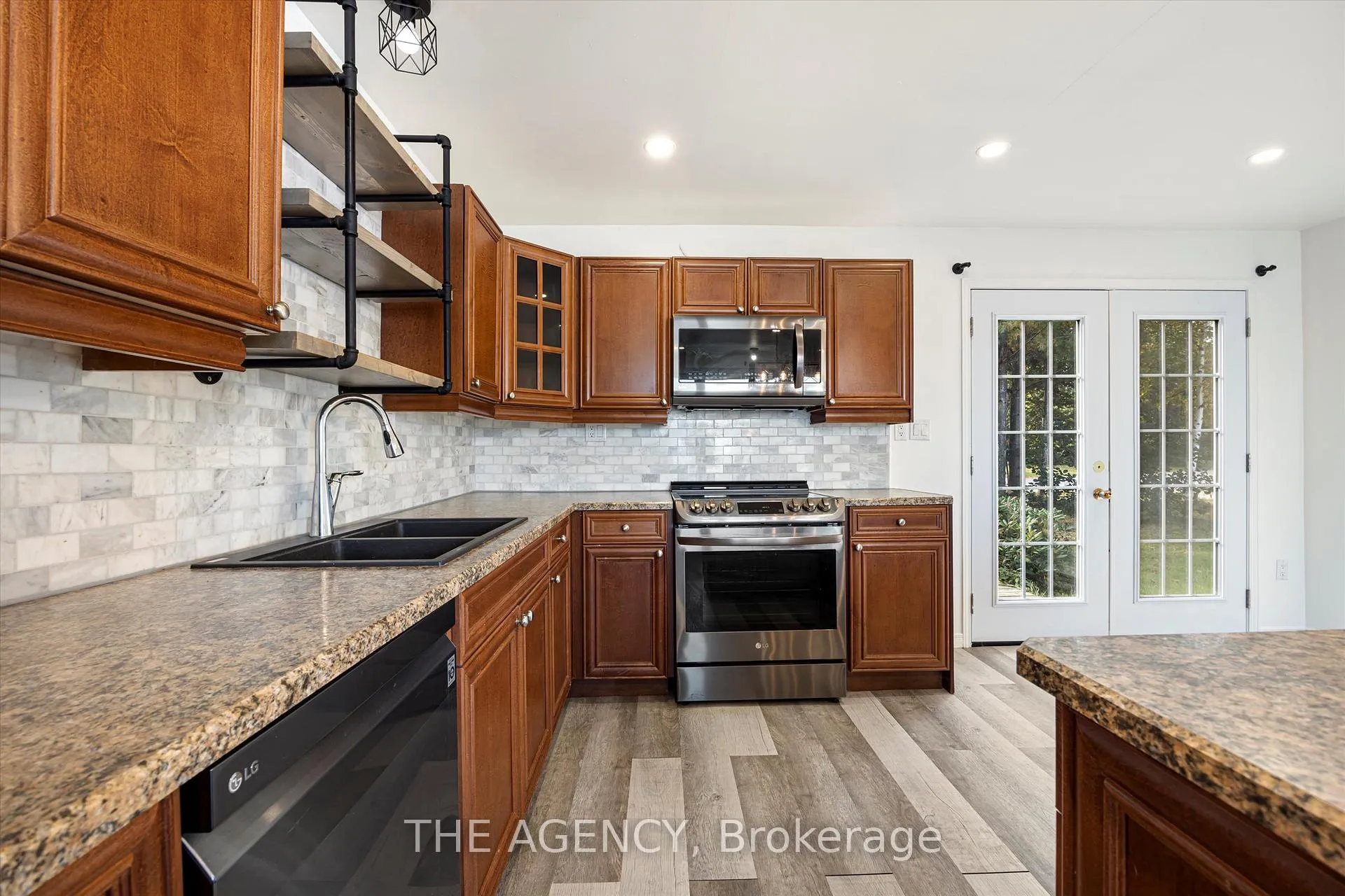 Photo 45 of 772 S Lake Bernard Road, Strong — HOMEH