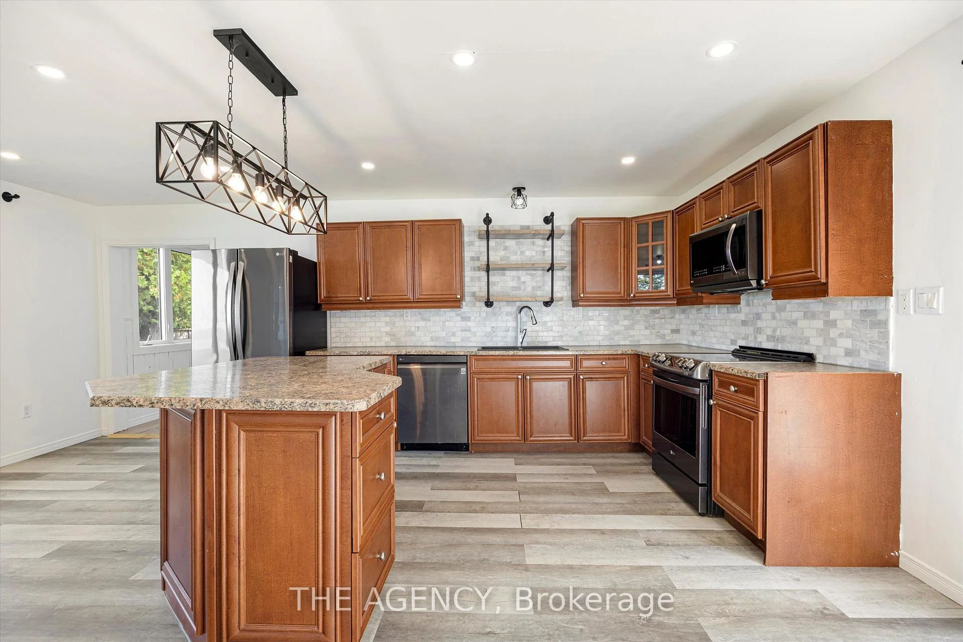 Photo 36 of 772 S Lake Bernard Road, Strong — HOMEH