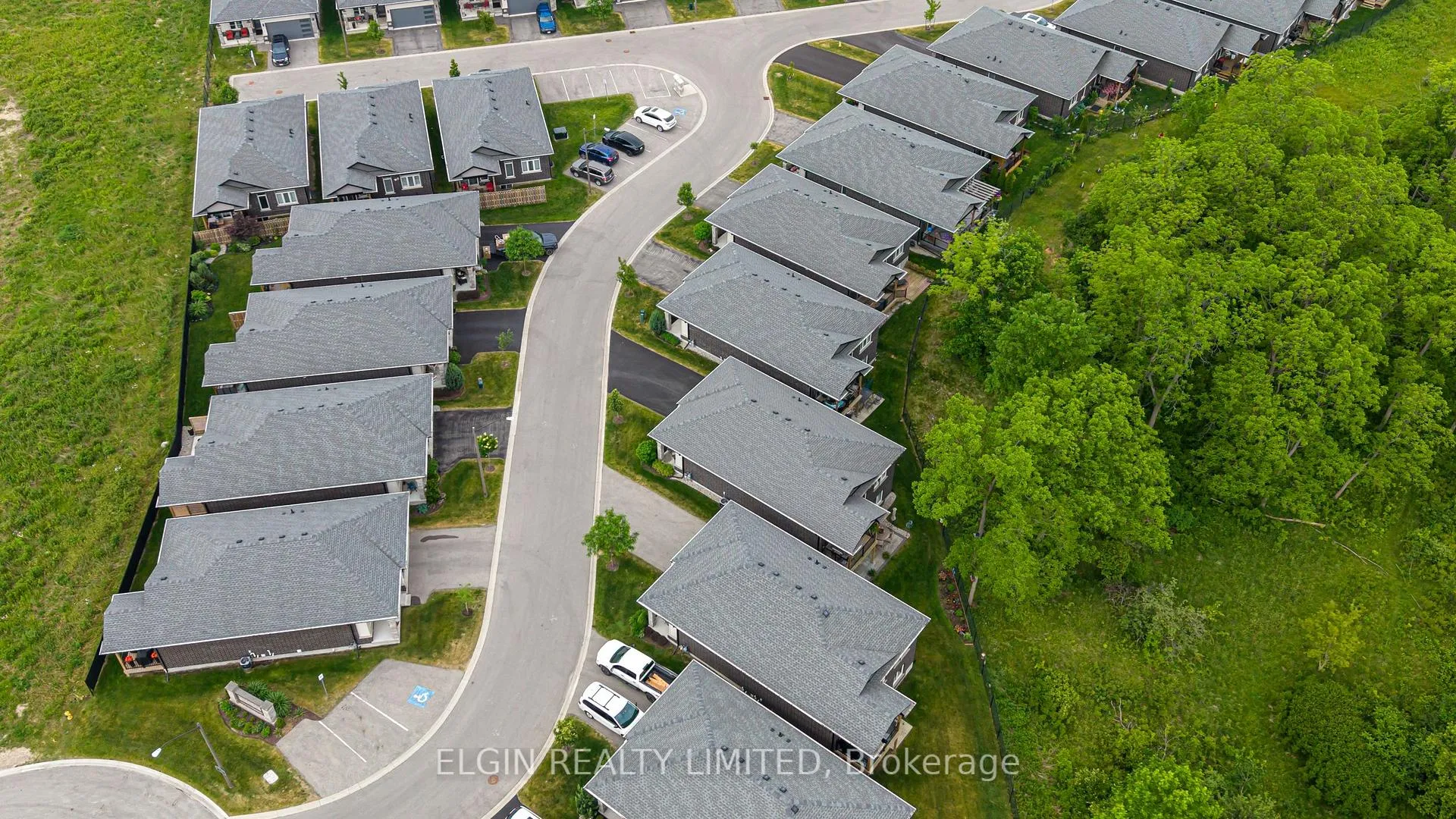 Photo 14 of 10-4 McPherson Court, Central Elgin, Lynhurst — HOMEH