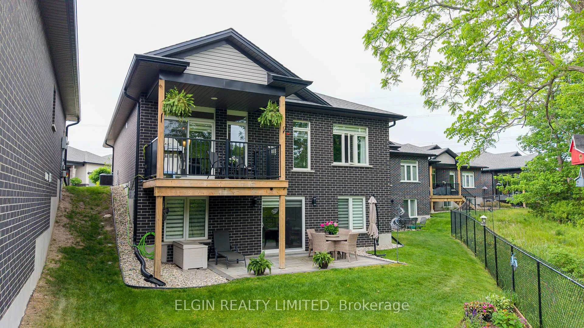 Photo 18 of 10-4 McPherson Court, Central Elgin, Lynhurst — HOMEH
