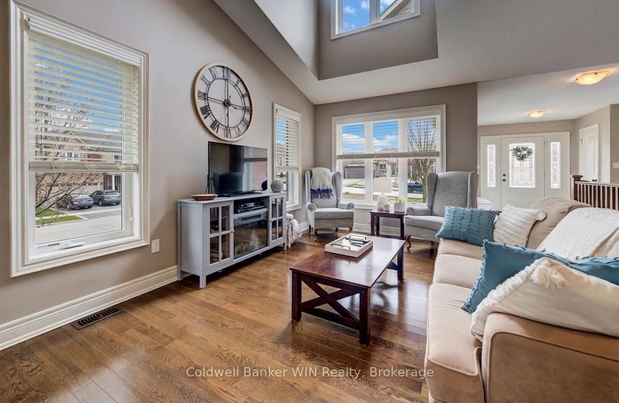 Photo 7 of 108 Ruby's Crescent, Wellington North, Mount Forest — HOMEH