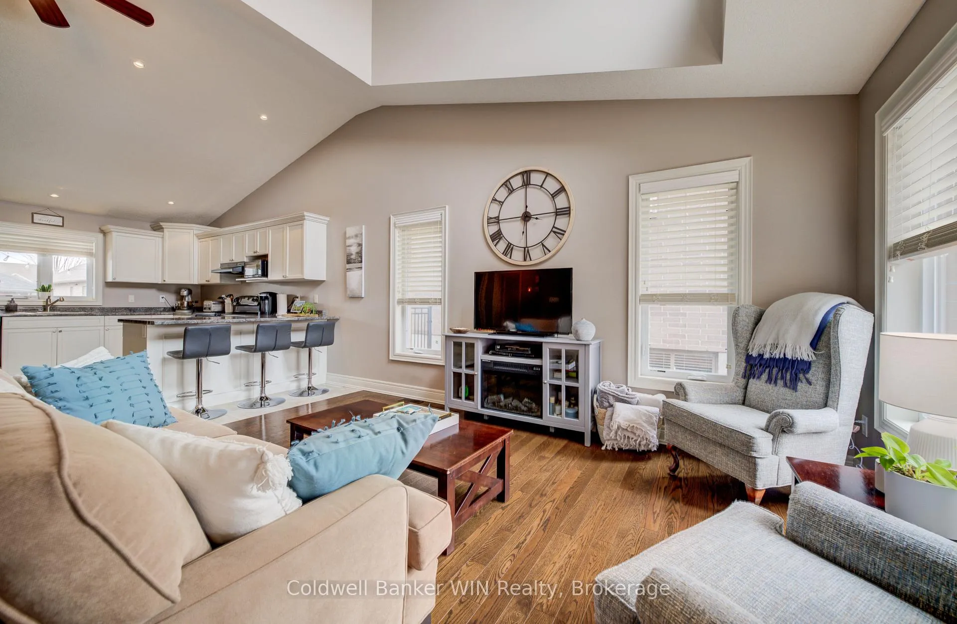 Photo 9 of 108 Ruby's Crescent, Wellington North, Mount Forest — HOMEH