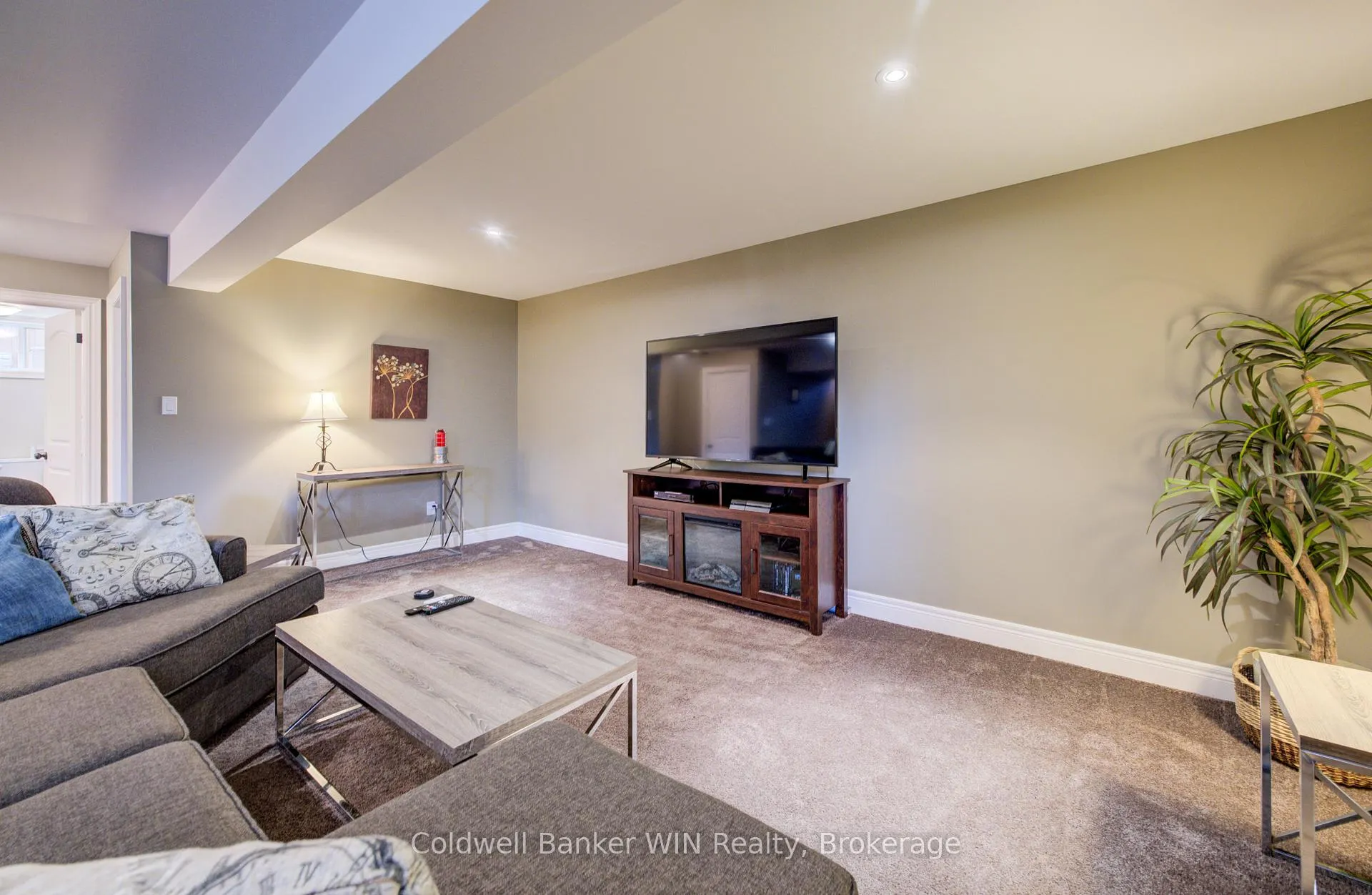 Photo 23 of 108 Ruby's Crescent, Wellington North, Mount Forest — HOMEH