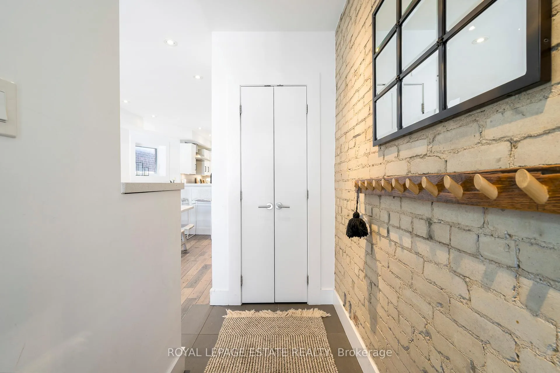 Photo 3 of 2 Rushbrooke Avenue, Toronto, South Riverdale — HOMEH