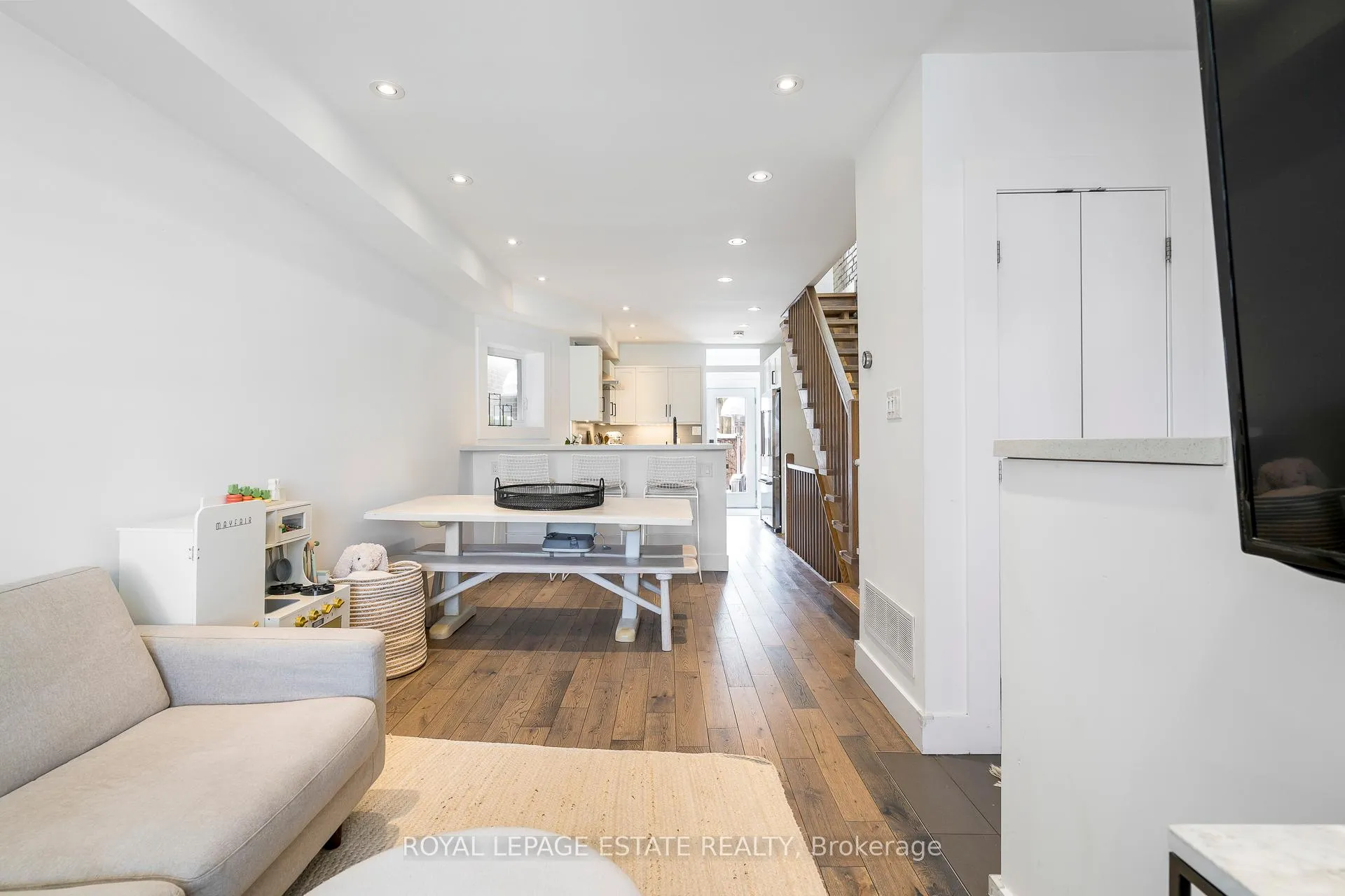 Photo 5 of 2 Rushbrooke Avenue, Toronto, South Riverdale — HOMEH