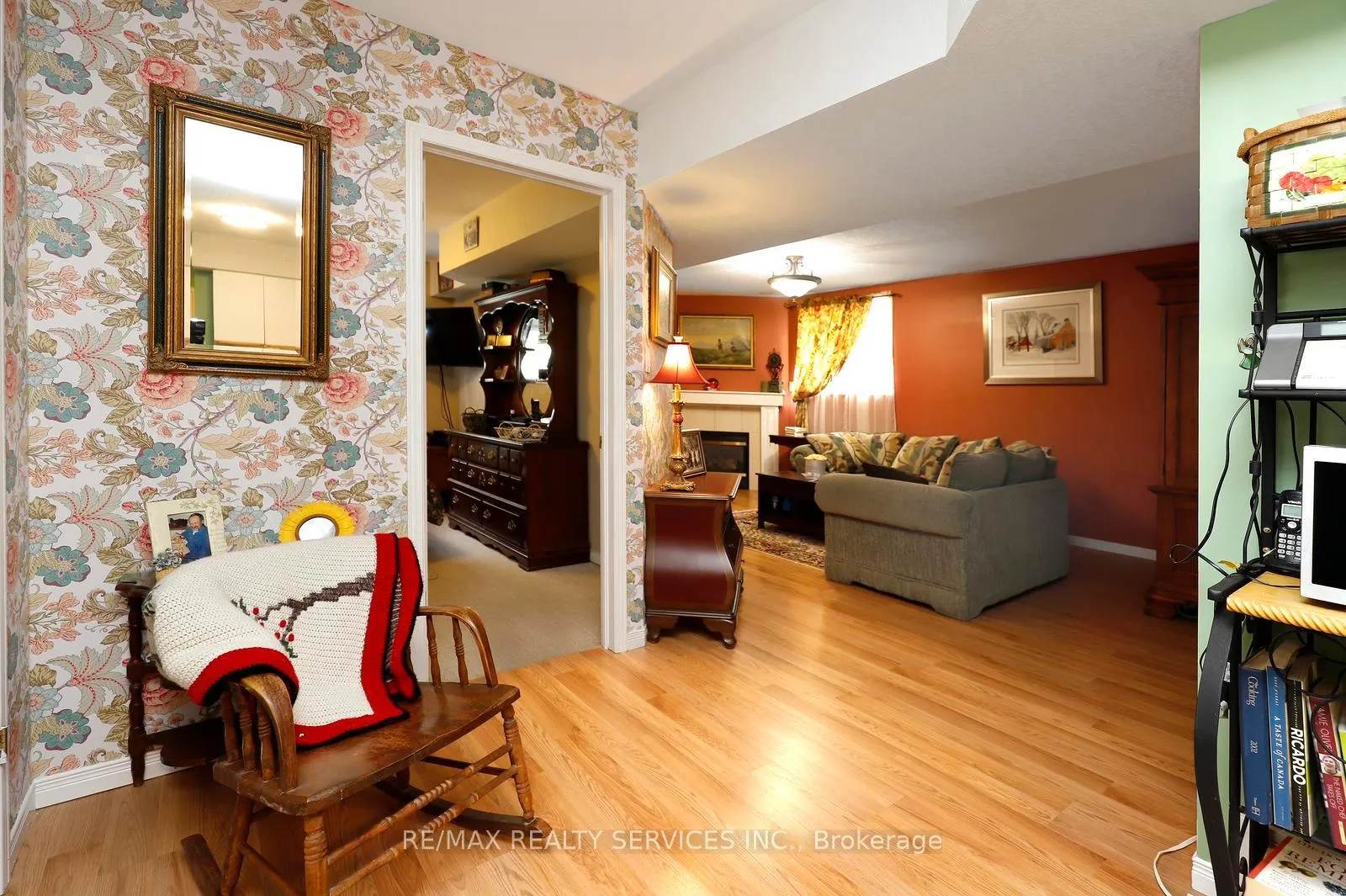 Photo 27 of 101 Glengarry Road, Orangeville — HOMEH