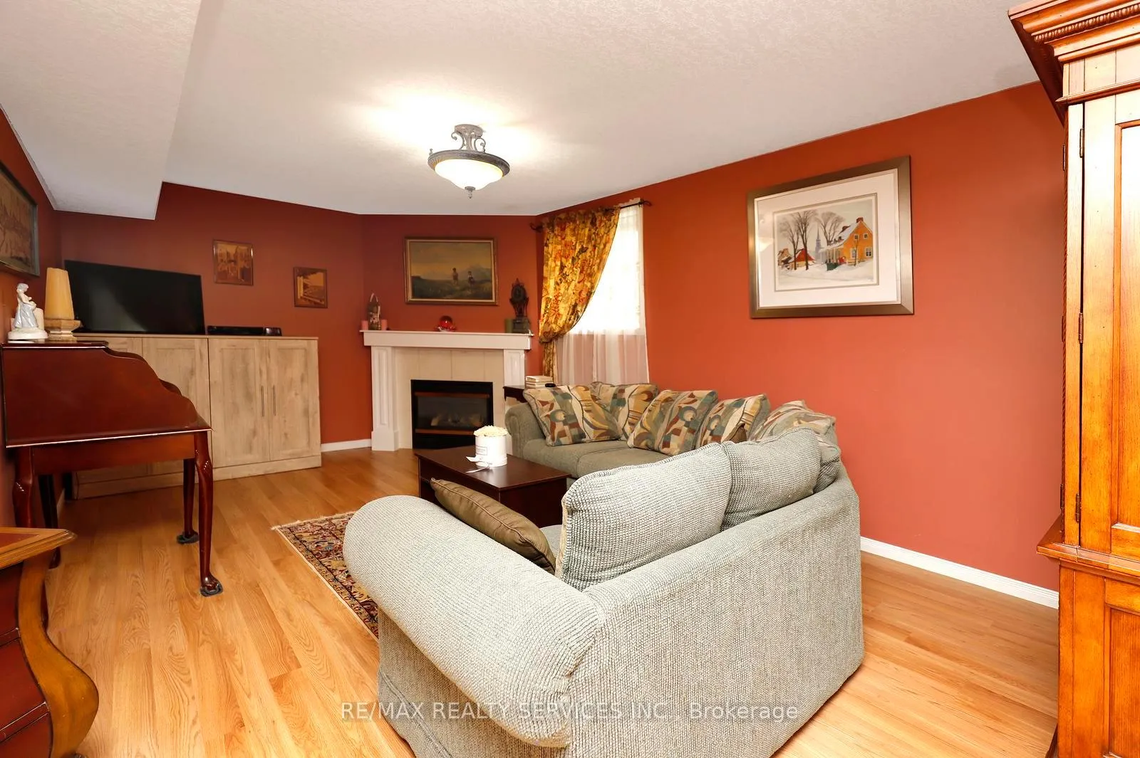 Photo 28 of 101 Glengarry Road, Orangeville — HOMEH
