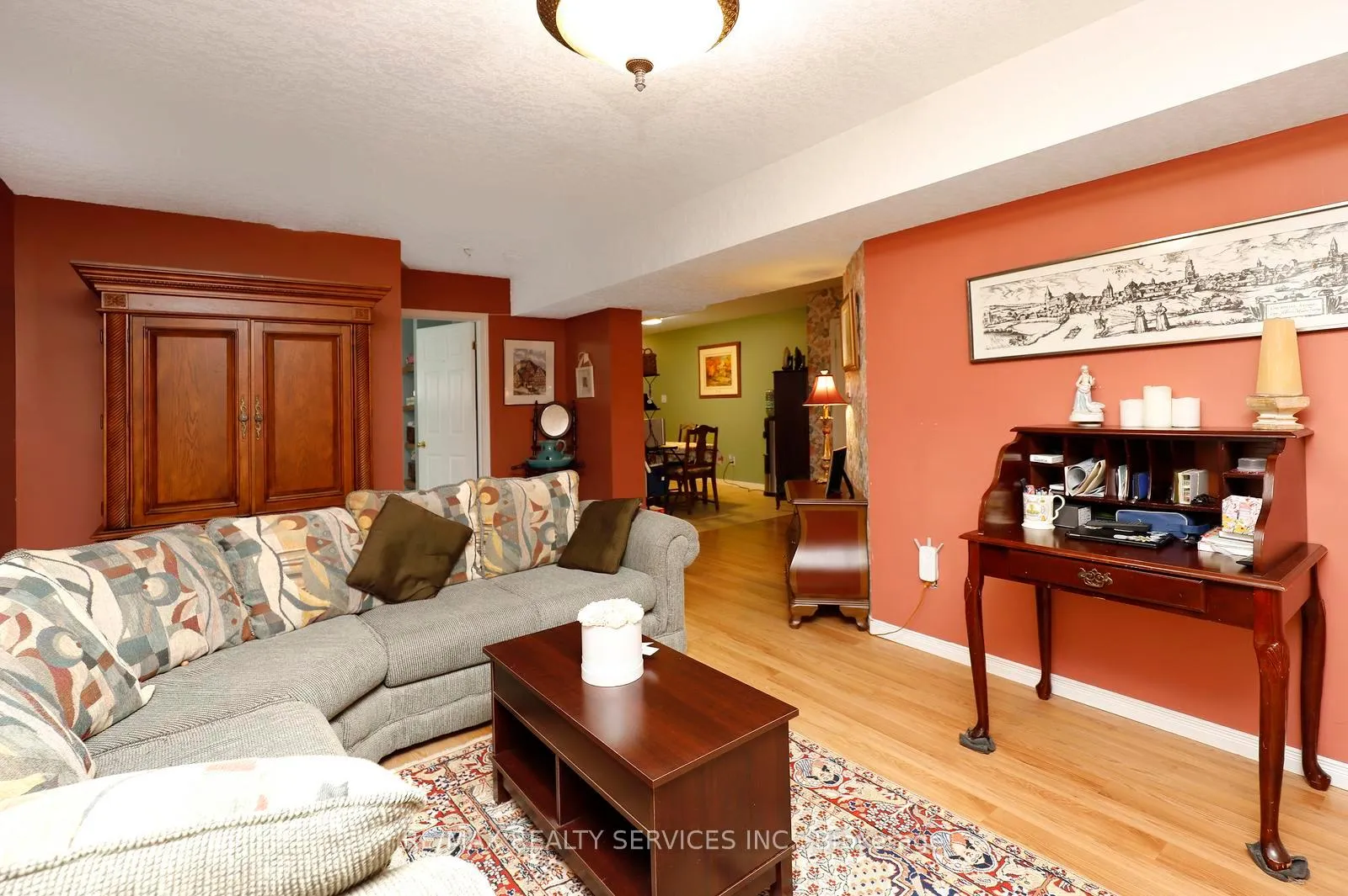 Photo 32 of 101 Glengarry Road, Orangeville — HOMEH
