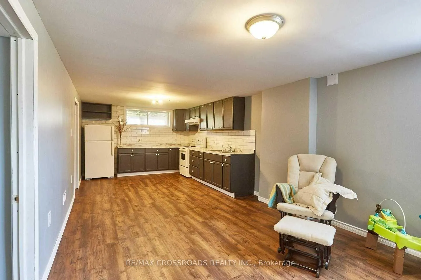 Photo 5 of Unit BSMT, 904 Crocus Crescent, Whitby, Downtown Whitby — HOMEH