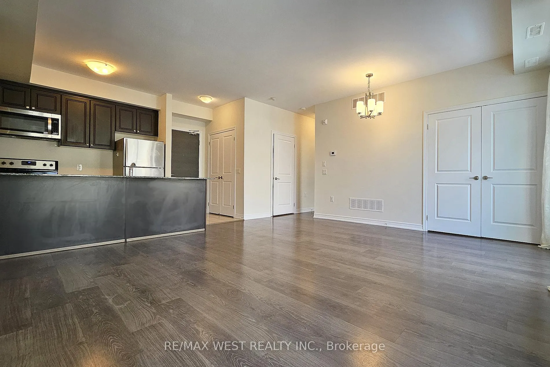 Photo 3 of Unit 308, 2375 Bronte Road, Oakville, Westmount — HOMEH