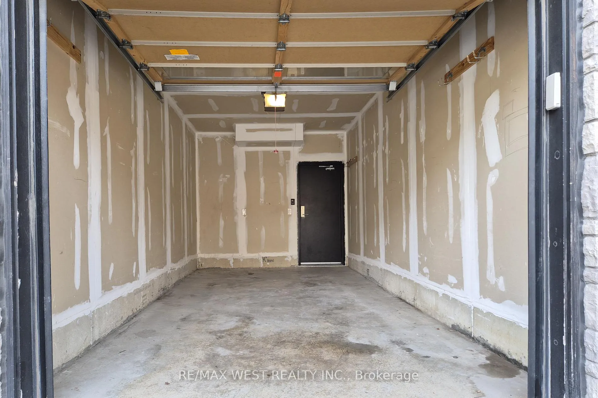 Photo 11 of Unit 308, 2375 Bronte Road, Oakville, Westmount — HOMEH