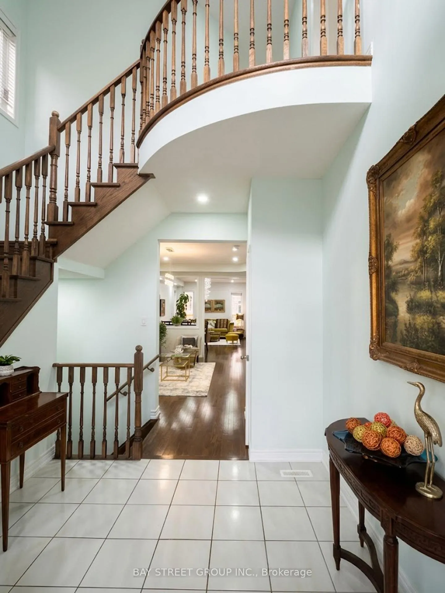 Photo 4 of 12 Monceau Road, Brampton, Northwest Brampton — HOMEH