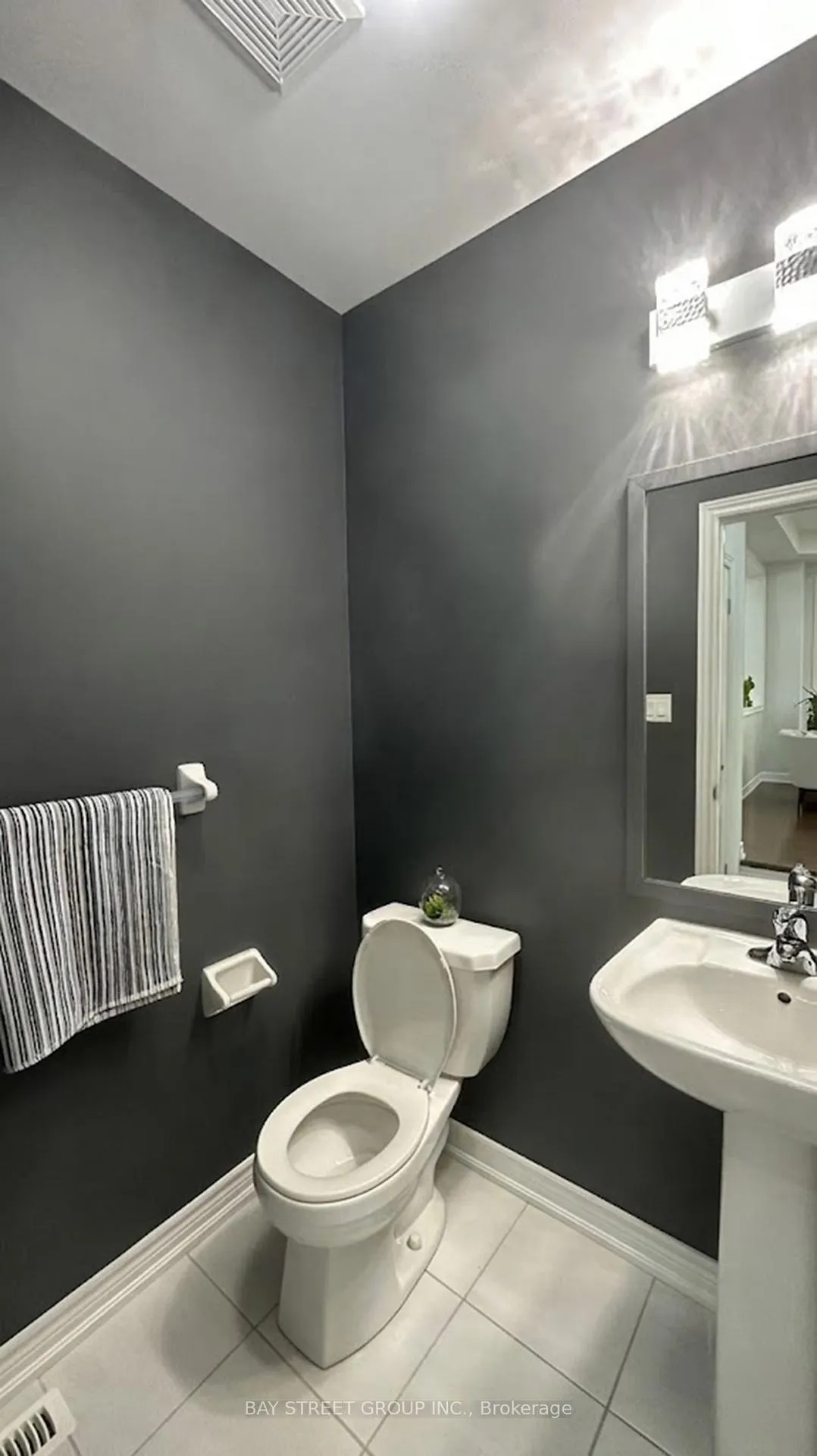 Photo 12 of 12 Monceau Road, Brampton, Northwest Brampton — HOMEH