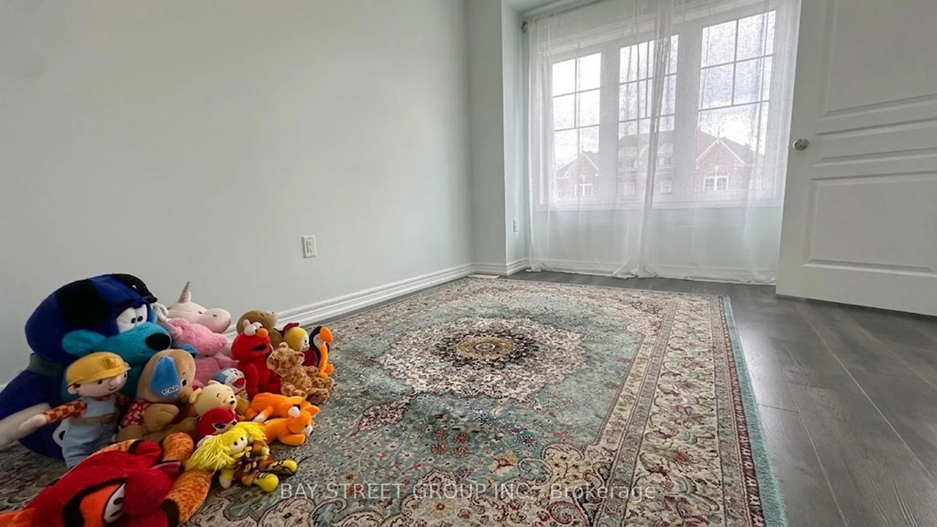 Photo 33 of 12 Monceau Road, Brampton, Northwest Brampton — HOMEH