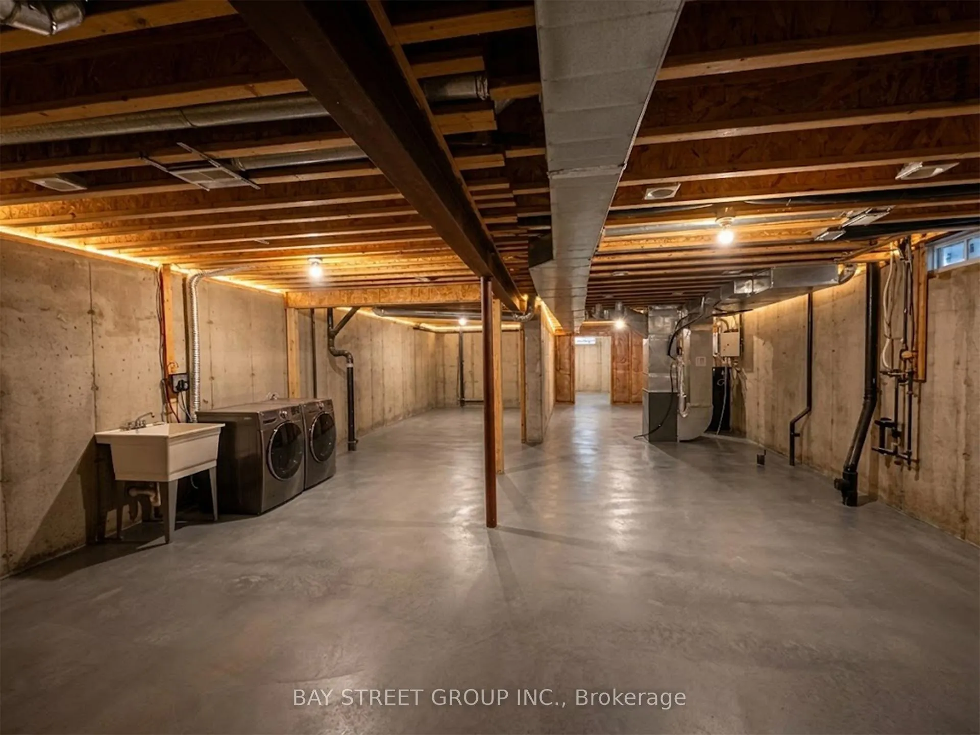 Photo 36 of 12 Monceau Road, Brampton, Northwest Brampton — HOMEH