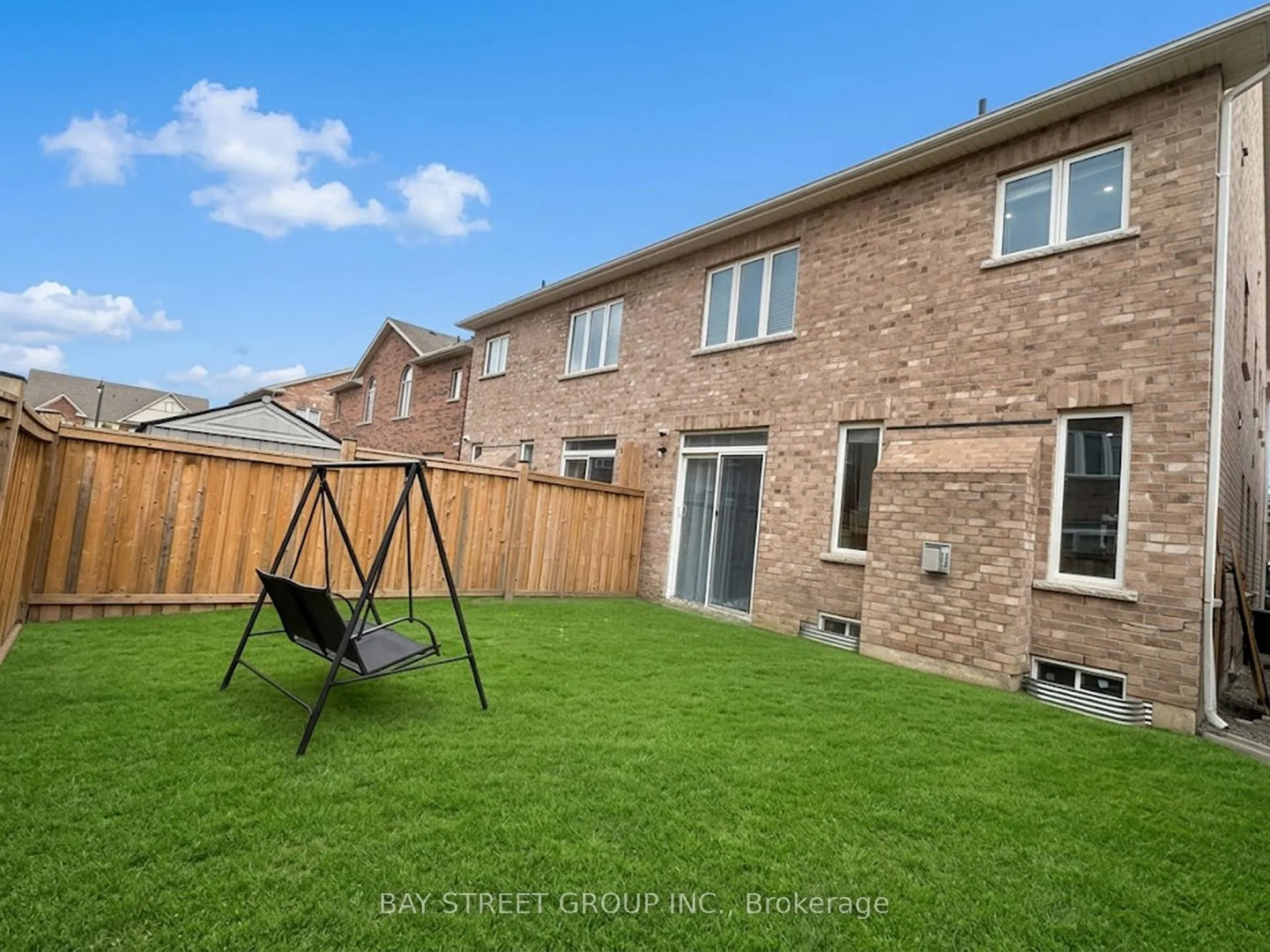 Photo 39 of 12 Monceau Road, Brampton, Northwest Brampton — HOMEH