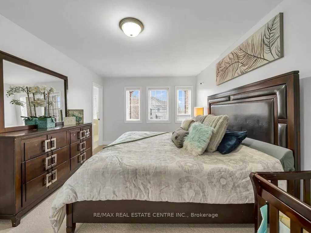 Photo 24 of 198 Duskywing Way, Oakville, Bronte — HOMEH