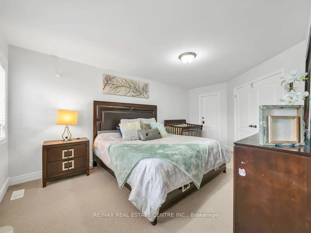 Photo 25 of 198 Duskywing Way, Oakville, Bronte — HOMEH