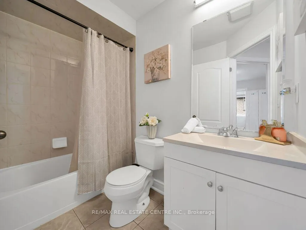 Photo 31 of 198 Duskywing Way, Oakville, Bronte — HOMEH