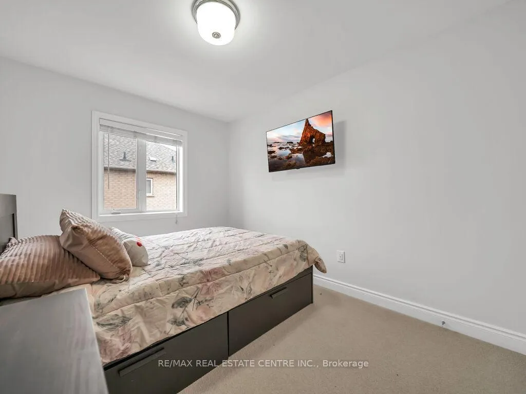 Photo 35 of 198 Duskywing Way, Oakville, Bronte — HOMEH