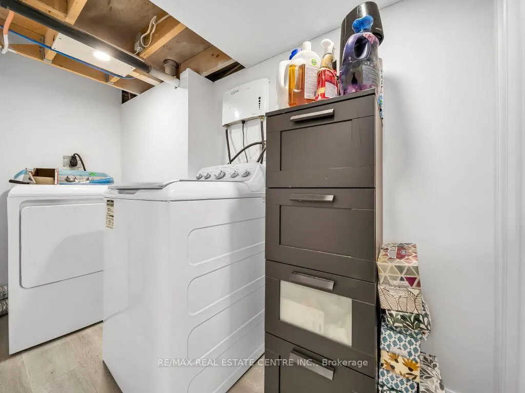 Photo 39 of 198 Duskywing Way, Oakville, Bronte — HOMEH