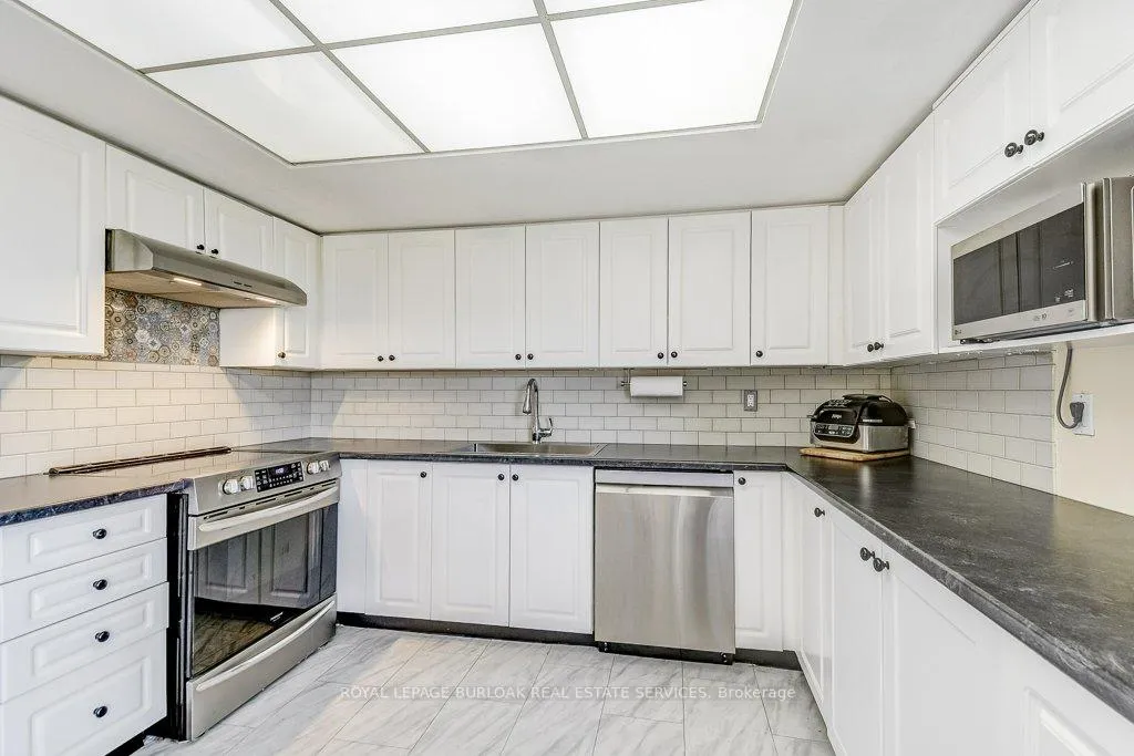 Photo 18 of Unit 706, 1201 North Shore Boulevard E, Burlington, Brant — HOMEH