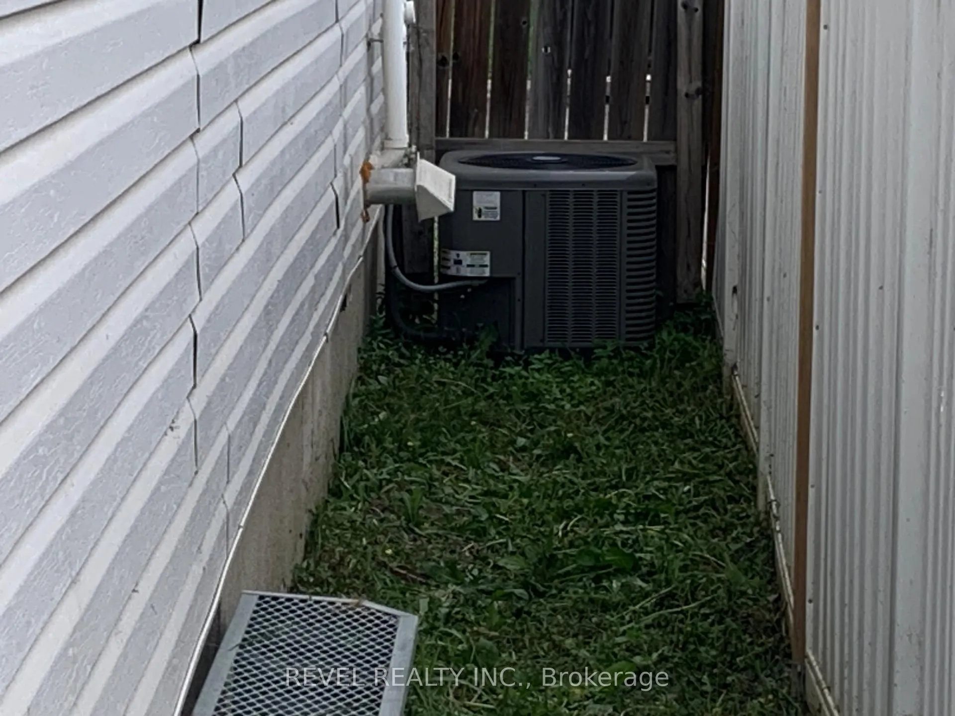Photo 6 of 597 Spooner Drive, Timmins, TNW - Riverpark — HOMEH