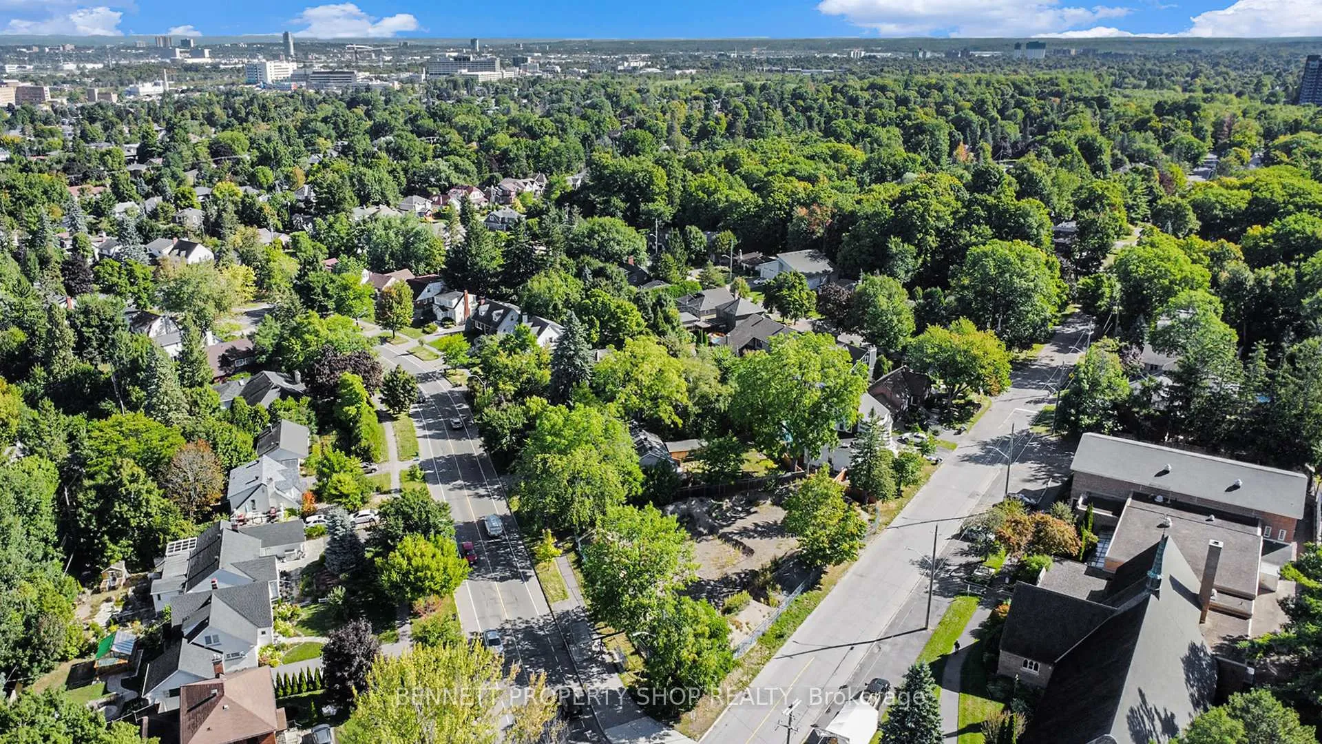 Photo 2 of 257 Cunningham Avenue, Ottawa, Alta Vista/Faircrest Heights — HOMEH