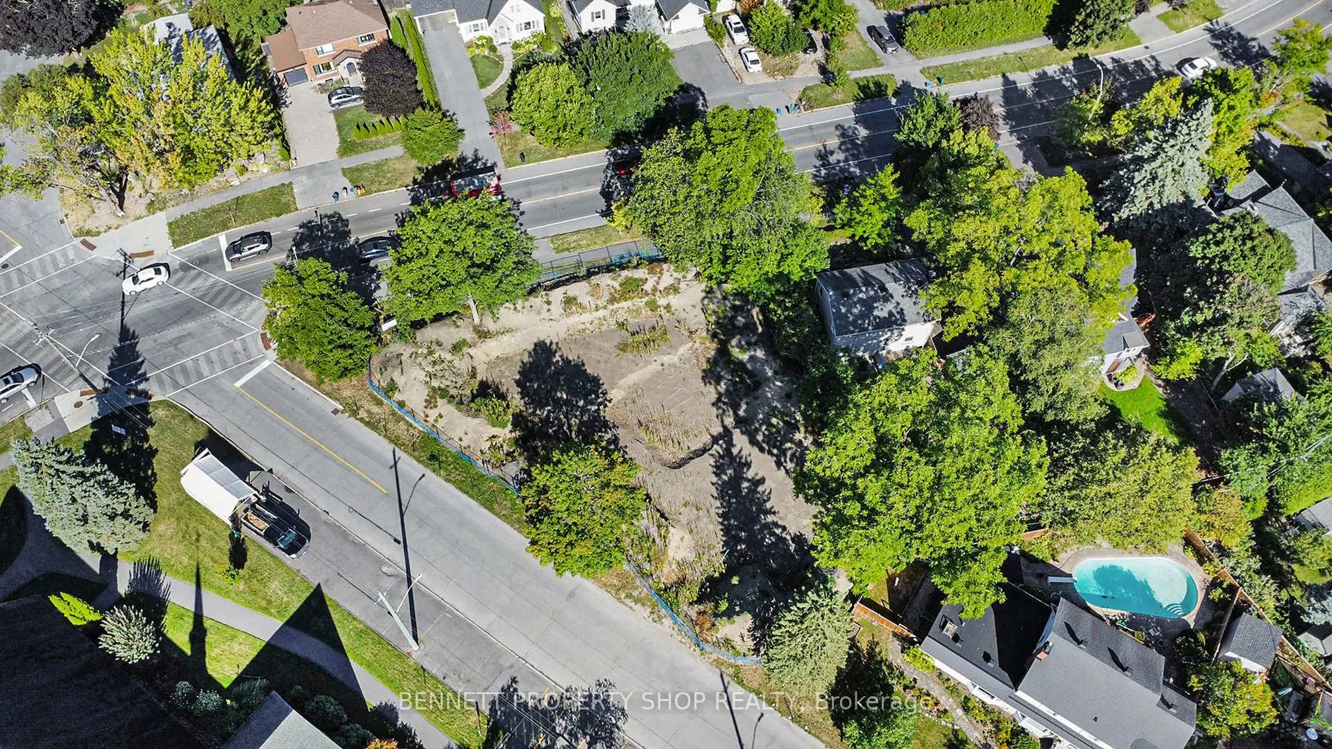 Photo 3 of 257 Cunningham Avenue, Ottawa, Alta Vista/Faircrest Heights — HOMEH